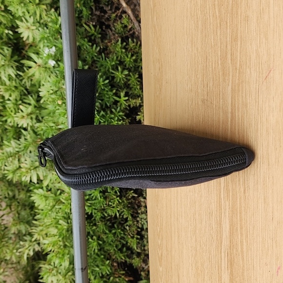 Salvatore Ferragamo Dark Gray Perfume Avianca Zip Around Bag Travel - Picture 7 of 12